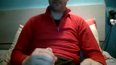 Snapshot of zeus00811 chatting on 03.05.25 zeus online show from 03.05.25