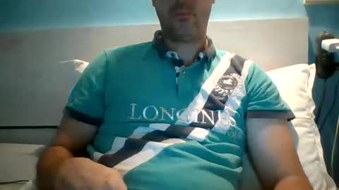 Snapshot of zeus00811 chatting on 10.03.25 zeus online show from 10.03.25