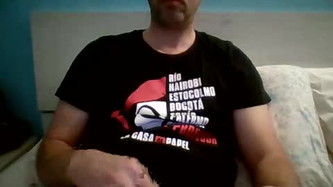 Snapshot of zeus00811 chatting on 11.06.25 zeus online show from 11.06.25