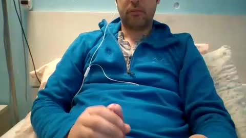 Snapshot of zeus00811 chatting on 01.06.26 zeus online show from 01.06.26