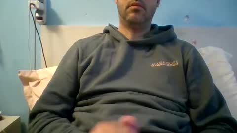 Snapshot of zeus00811 chatting on 03.09.26 zeus online show from 03.09.26