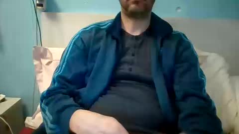 Snapshot of zeus00811 chatting on 03.13.26 zeus online show from 03.13.26