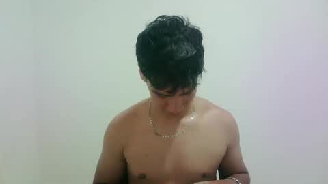 Snapshot of zeus_183 chatting on 09.10.25 zeus_183 online show from 09.10.25