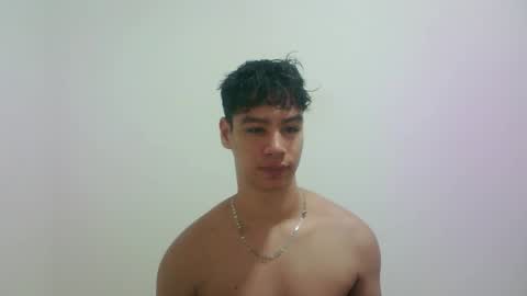 Snapshot of zeus_183 chatting on 10.09.25 zeus_183 online show from 10.09.25