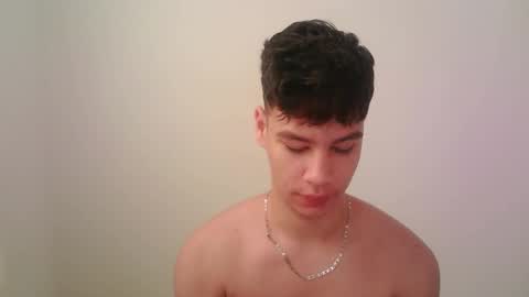 Snapshot of zeus_183 chatting on 11.24.25 zeus_183 online show from 11.24.25