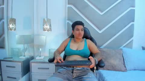 zeussmithh online show from 10.07.25