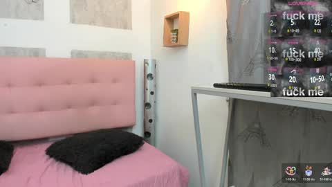 ZHAMIRA  ANDRES online show from 04.08.26