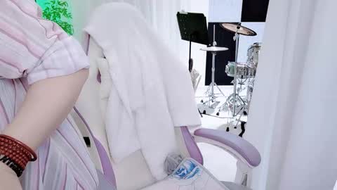 zhen online show from 11.20.25