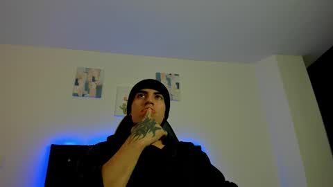 Snapshot of zhingarher chatting on 02.22.26 Zhingarher online show from 02.22.26