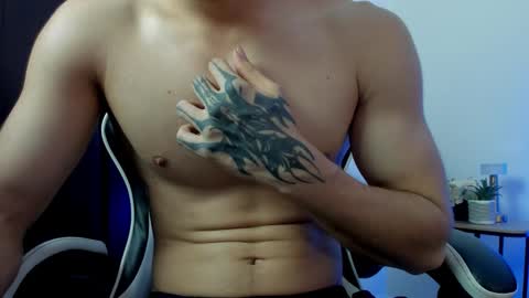 Snapshot of zhingarher chatting on 02.25.26 Zhingarher online show from 02.25.26