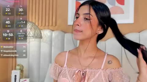 Snapshot of zia_cooper chatting on 03.05.25 ZIA online show from 03.05.25