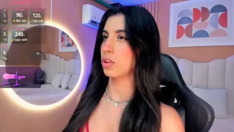 Snapshot of zia_cooper chatting on 09.17.25 ZIA online show from 09.17.25