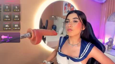 Snapshot of zia_cooper chatting on 09.19.25 ZIA online show from 09.19.25