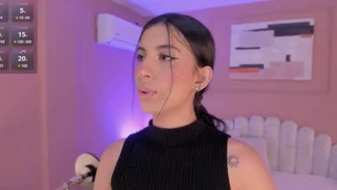 Snapshot of zia_cooper chatting on 12.02.25 ZIA online show from 12.02.25