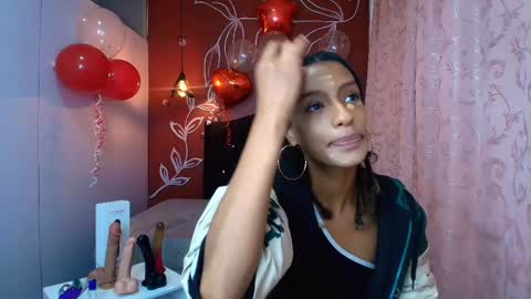 Zia Green online show from 02.12.25