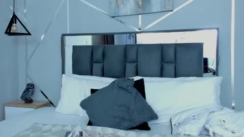 Snapshot of ziamiller chatting on 01.29.25 zia online show from 01.29.25