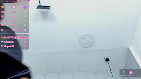 Snapshot of ziamiller chatting on 02.24.25 zia online show from 02.24.25