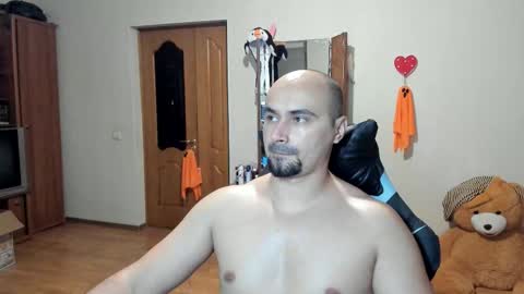 Ziesh online show from 11.03.25