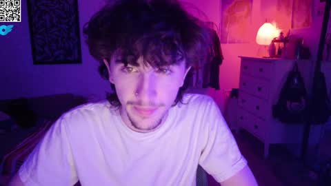 Snapshot of zipdown_ chatting on 02.01.26 zipdown online show from 02.01.26