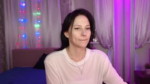 Snapshot of zlatagoddess chatting on 02.06.25 Zlata online show from 02.06.25