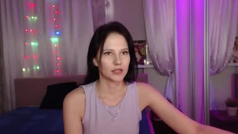 Snapshot of zlatagoddess chatting on 03.01.25 Zlata online show from 03.01.25