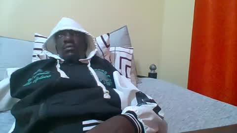 Zlatann2012 online show from 12.20.25