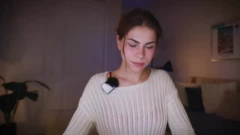 Snapshot of zlicious chatting on 02.04.26 Zara Join next live at 5PM EST online show from 02.04.26