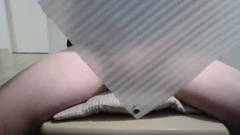 Snapshot of zobilov chatting on 10.16.25 zobilov online show from 10.16.25