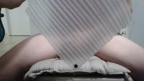 Snapshot of zobilov chatting on 11.30.25 zobilov online show from 11.30.25