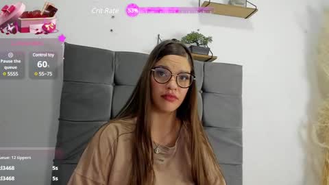 Snapshot of zoe69__ chatting on 01.09.25 ZOE online show from 01.09.25