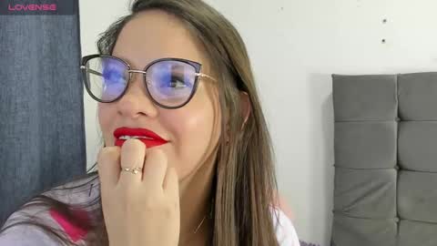 Snapshot of zoe69__ chatting on 01.28.25 ZOE online show from 01.28.25