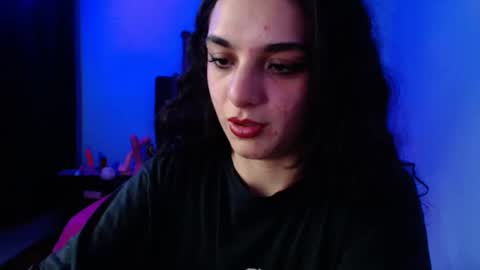 Snapshot of zoe_0111 chatting on 01.31.25 zoe_0111 online show from 01.31.25