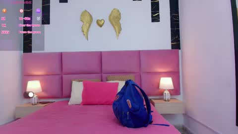 zoe_aitanaa online show from 02.24.26