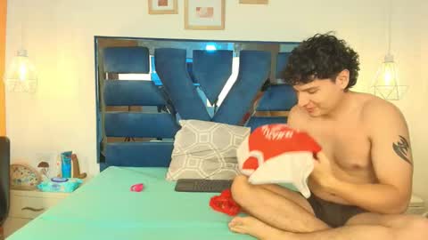 Zoe and dylan  online show from 11.27.25