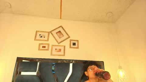 Zoe and dylan  online show from 12.01.25