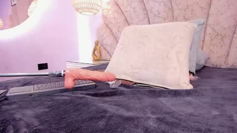 zoe_blosson online show from 05.12.26