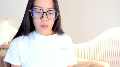 zoe_blunt_one online show from 05.15.26