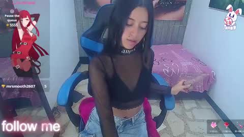 Snapshot of zoe_connor19 chatting on 01.28.25 Z O E online show from 01.28.25