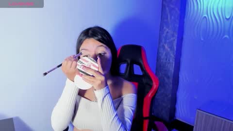 Snapshot of zoe_connor19 chatting on 10.23.25 Z O E online show from 10.23.25