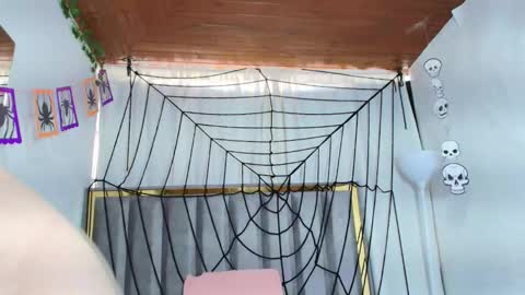 Zoe online show from 10.20.25