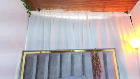 Zoe online show from 02.16.26