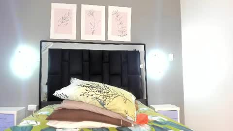 Snapshot of zoe_curvyy chatting on 06.29.26 zoe_curvyy online show from 06.29.26
