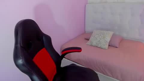 ZOE  online show from 11.07.25