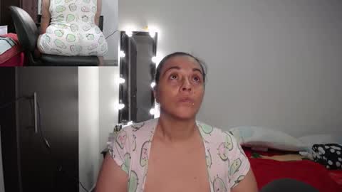 zoe hotxxx online show from 09.28.25
