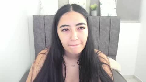 zoe_jones7 online show from 03.06.25