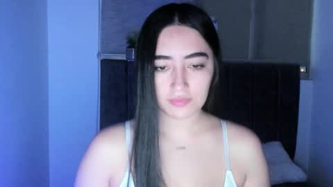 zoe_jones7 online show from 10.20.25