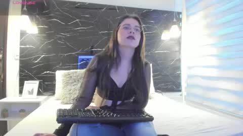 Zoe online show from 01.15.26