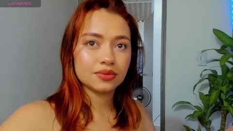 zoe_maddison19 online show from 12.20.25