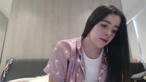 Zoe online show from 09.09.25