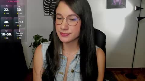 Snapshot of zoe_millerx chatting on 09.25.25 zoe_millerx online show from 09.25.25